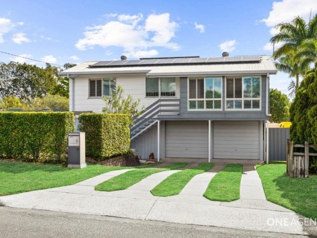 IMMACULATE FAMILY HOME ON 973m² HOME CINEMA & STUDIO