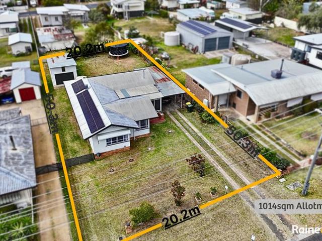 Immaculate Family Home in a Convenient Location