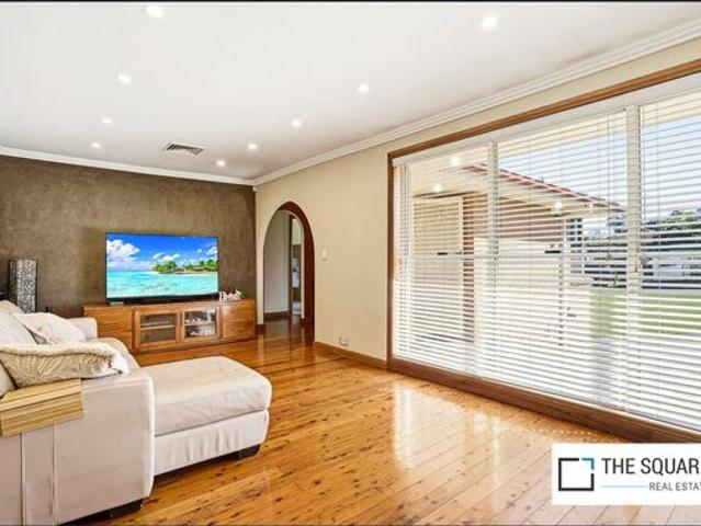 Immaculate Family Home in a Prime Location