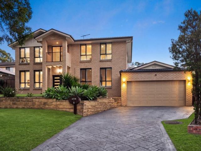 Immaculate Family Home in Peaceful Cul de Sac Setting