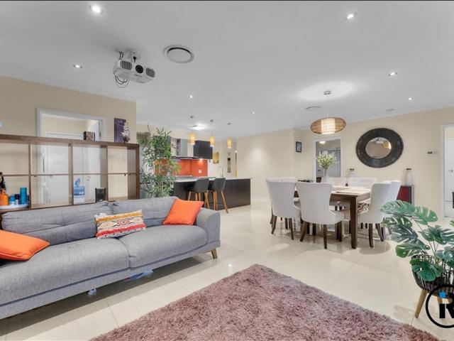 ✨ Immaculate Family Home in Prime Griffin Location ✨