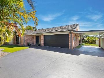 Immaculate Family Home in Quiet Cul De Sac with Outdoor Entertaining