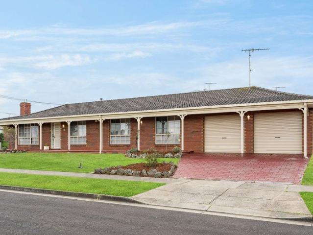 Immaculate Family Home in Quiet Location