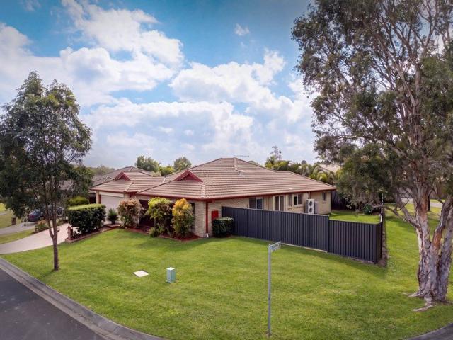 Immaculate Family Home with Exceptional Side Access
