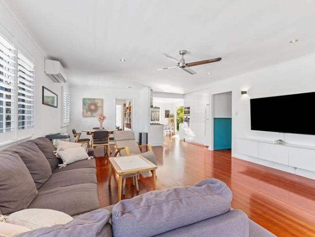 Immaculate Family Home with Outdoor Entertaining in a Prime Location