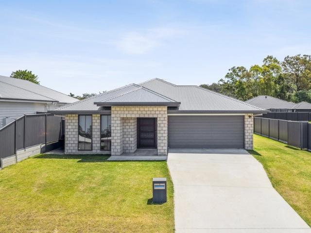 Immaculate Family Home with Premium Finishes