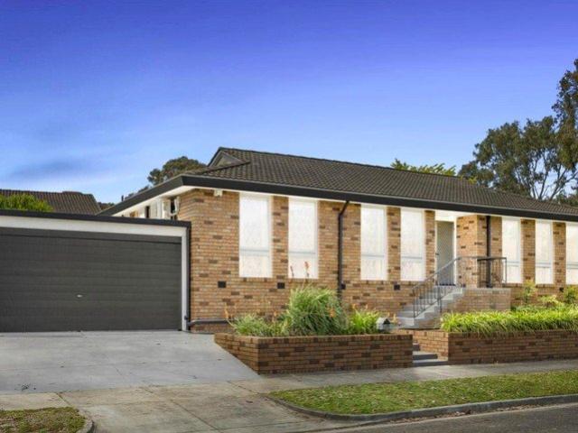Immaculate Family Home with Two Living Zones, Studio & Double Garage