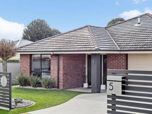 Immaculate Family Home