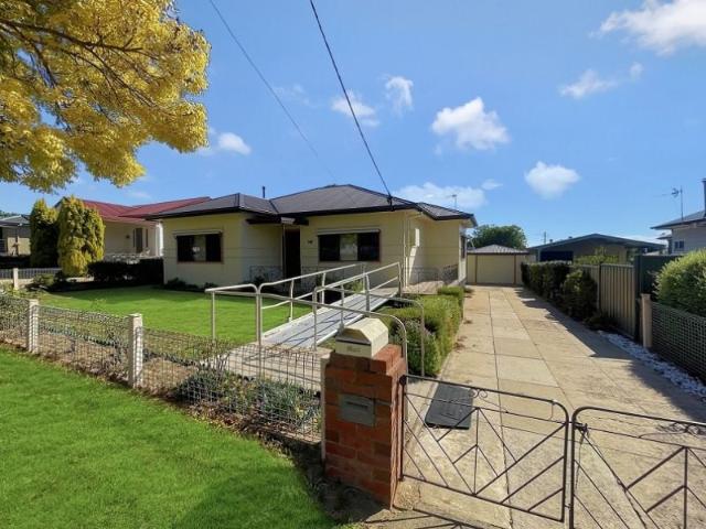 IMMACULATE FAMILY HOME