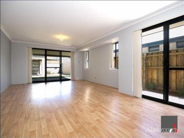 IMMACULATE FAMILY HOME!