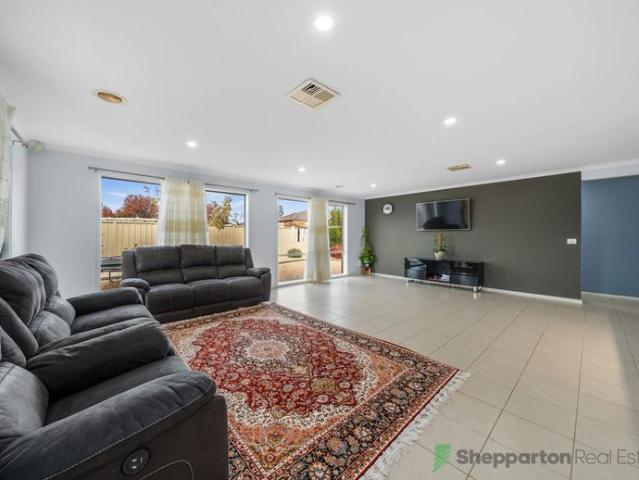 Immaculate Family Home!