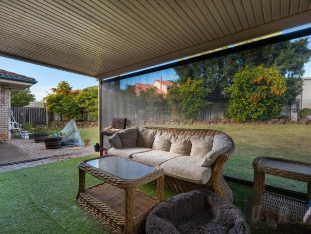 Immaculate Family Retreat in Prestigious Avoca Cul de Sac