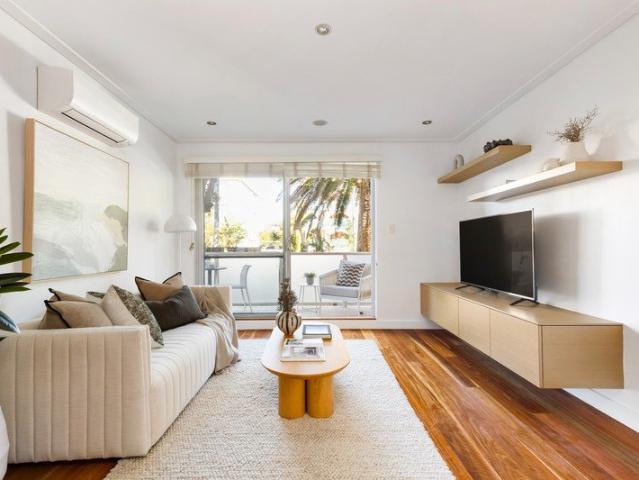 Immaculate Ground Floor Apartment 100m to Collaroy Beach