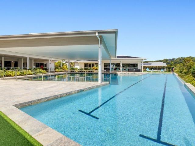 Immaculate Halcyon Lakeside Living