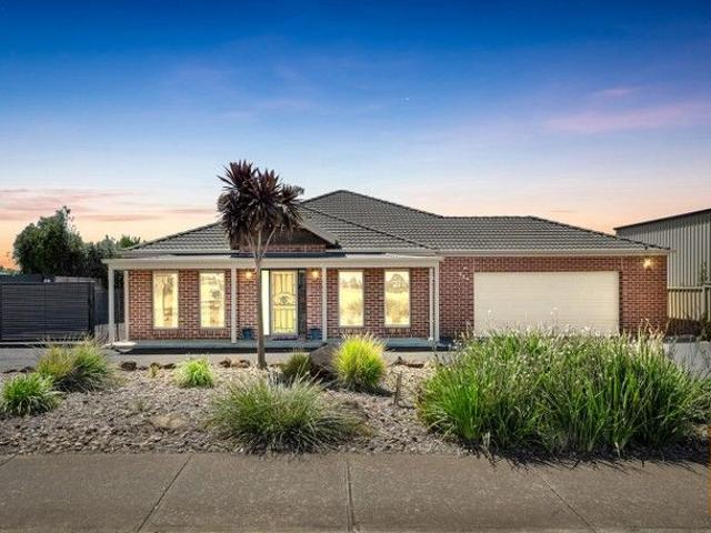 Immaculate Home on 1,609m² with 6.6m Side Access & Massive Shed!