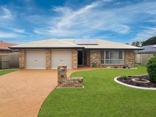 Immaculate home within walking distance to waterfront