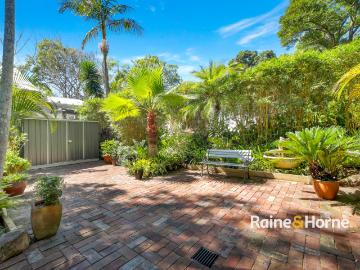 Immaculate House & Granny Flat In Sought After South Umina!