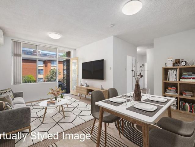 Immaculate Large Two Bedroom Apartment