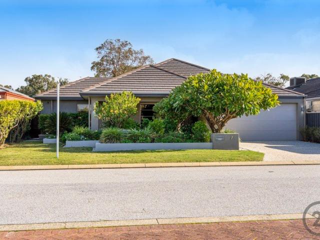 Immaculate Living in the Heart of Erskine