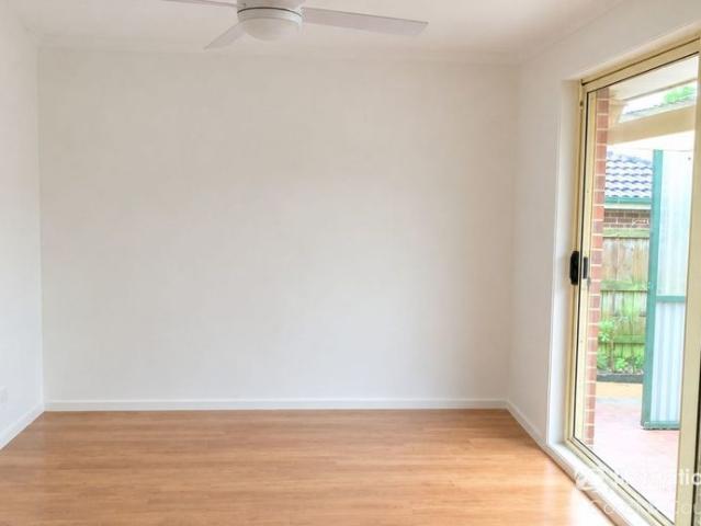 Immaculate Low Maintenance Living in Sandy Wha Estate
