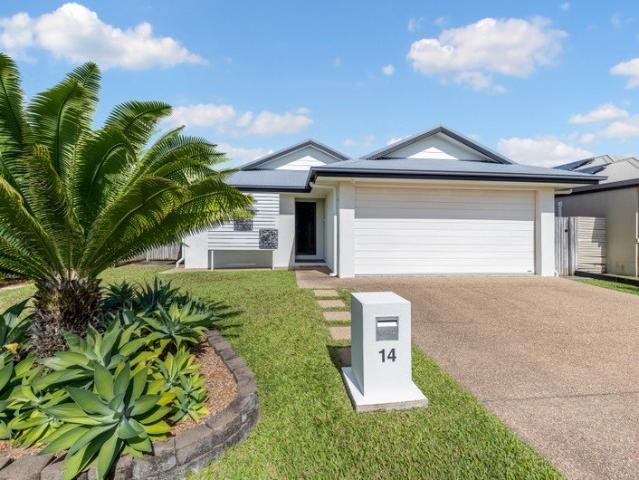 Immaculate, Low Maintenance Living Just Moments from Parkland in a Sought After Bohle Plains Pocket