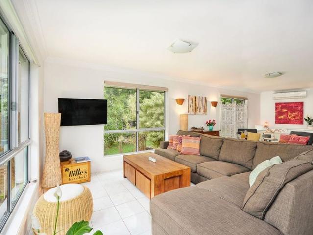immaculate quality three bedroom, two bathroom home