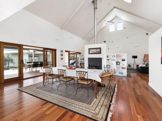Immaculate Rural Lifestyle Retreat with Pool & Tennis Court
