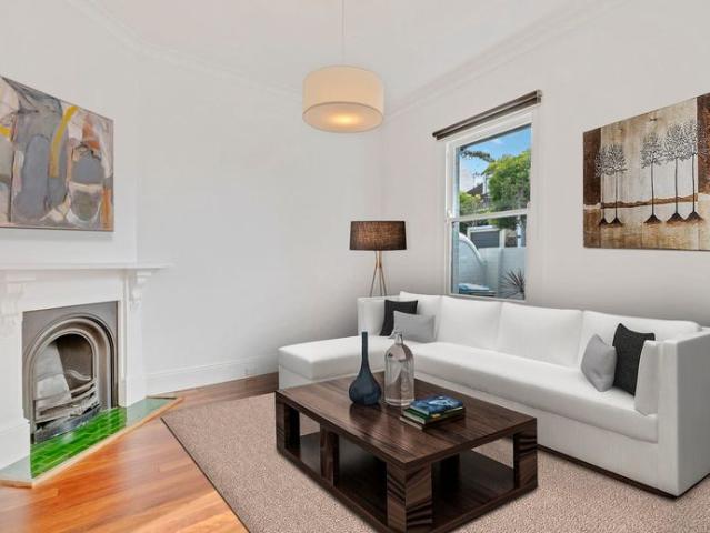 Immaculate Renovated City Fringe Terrace Home