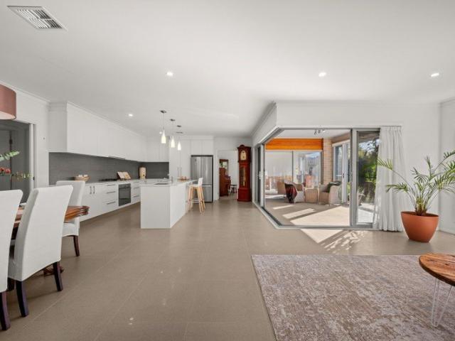 Immaculate Single Level Family Home in the Heart of Yass