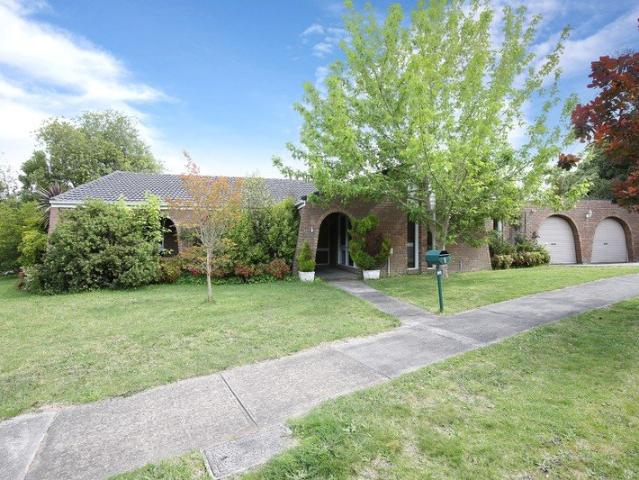 Immaculate Single Level Living Designed for the Modern Family