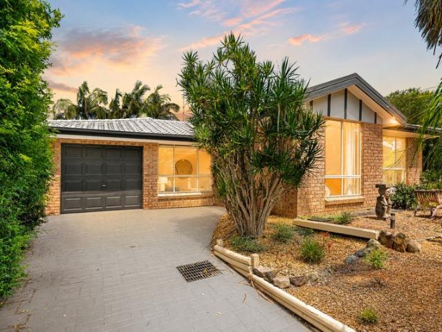 Immaculate Single Level Living in a Quiet Cul de Sac