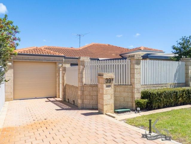Immaculate & Spacious Front Home
