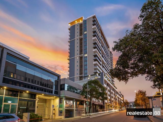IMMACULATE TWO BEDROOM FURNISHED APARTMENT!
