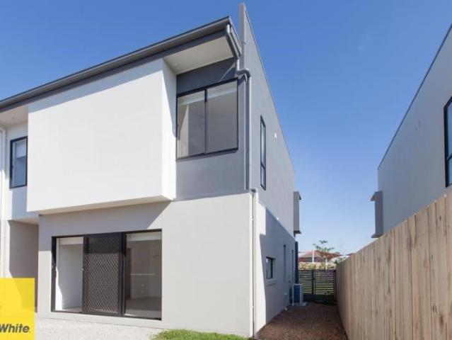 Immaculate Two Storey Home in a Premium Parkside Position