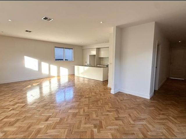 IMMACULATE THREE BEDROOM HOME WITH A STUDY!