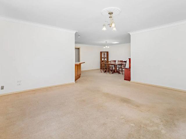 Immaculate Three Bedroom Split Level Villa