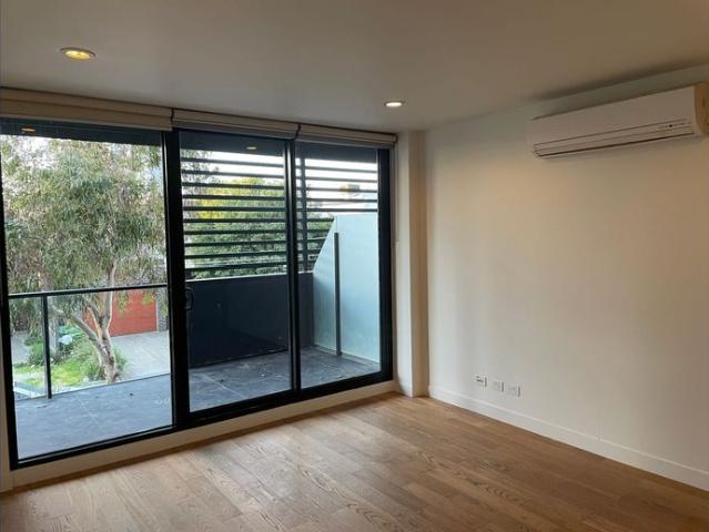 Immaculate three storey townhouse