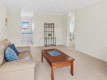 Immaculate Top Floor Unit Stunning Mountain Views