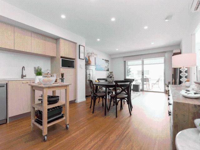 Immaculate Top Floor Apartment