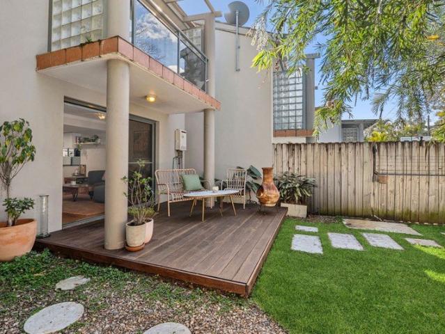 Immaculate Townhouse with Space & Style