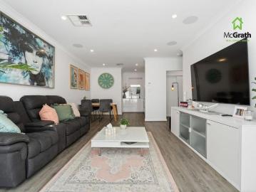 Immaculate Unit by the Beach