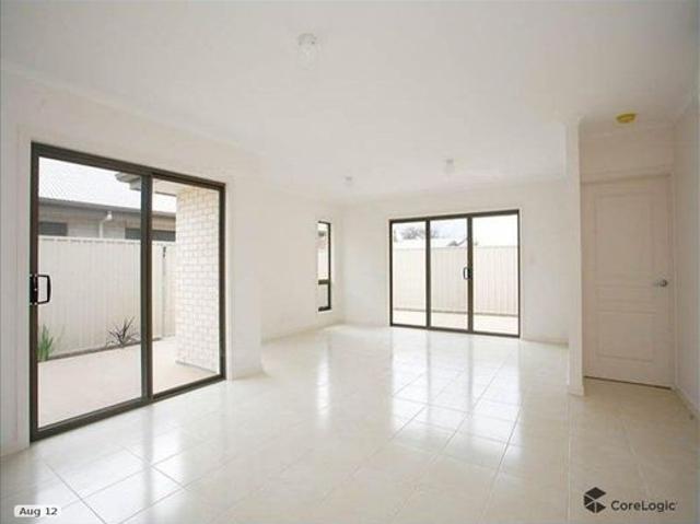 Immaculate Unit in a Fabulous Location