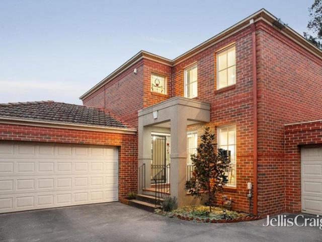 Immaculate, Updated & Effortless Living