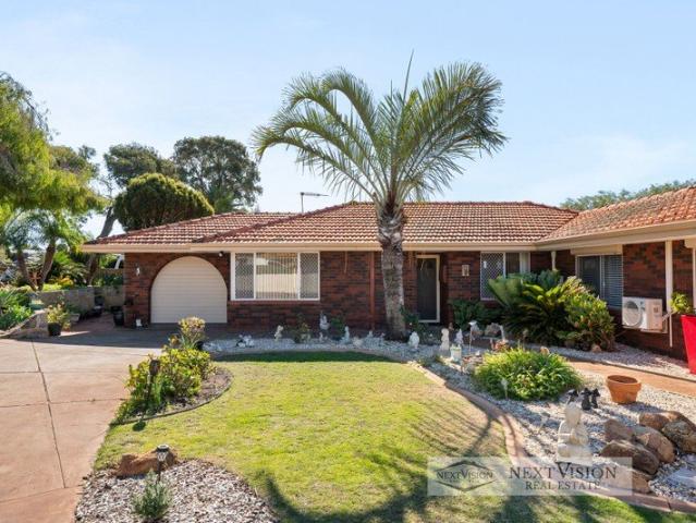 Immaculate Villa in Manning Park Location