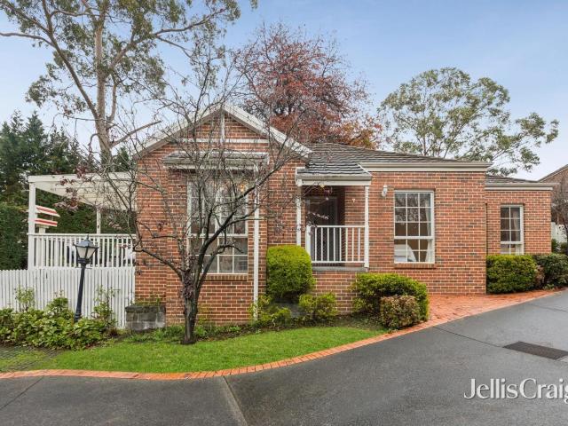 Immaculate Villa Unit in Desirable Surrounds!