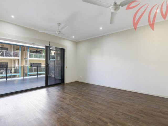 Immaculate 2 bedroom, 2 bathroom unit in Bellamack!