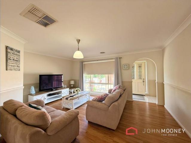 Immaculate 2 Bedroom Villa