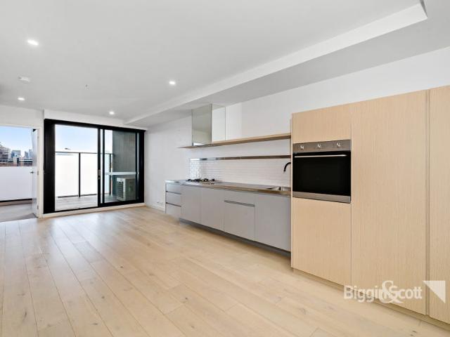 IMMACULATE 2 BEDROOM APARTMENT!