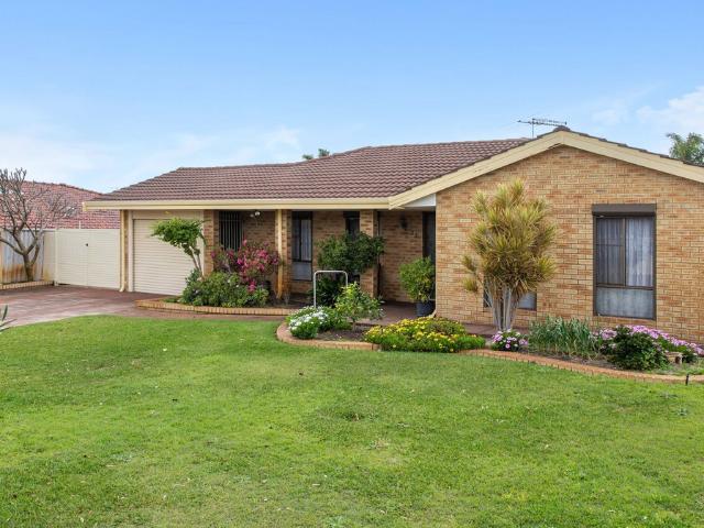 Immaculate 3 Bedroom Family Home in Prime Dianella Location