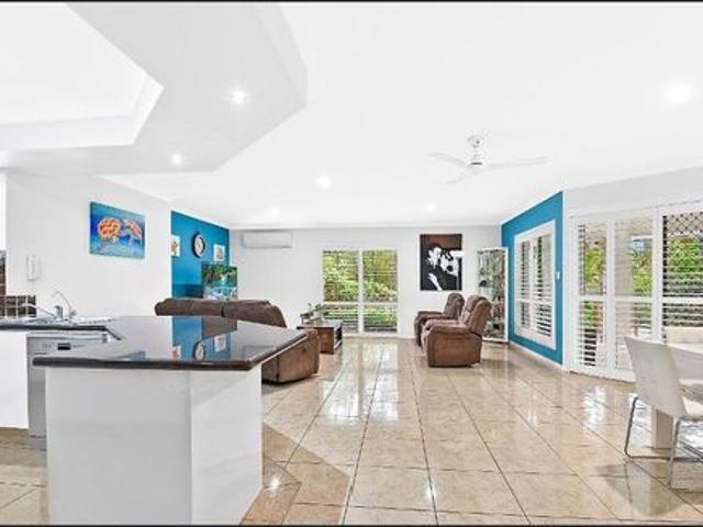 Immaculate 4 Bedroom Home In Arundel